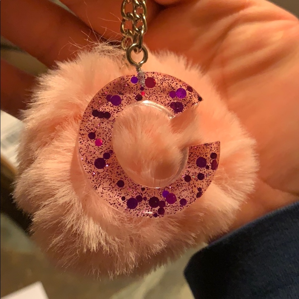 Letter “C” keychain NEW ✨